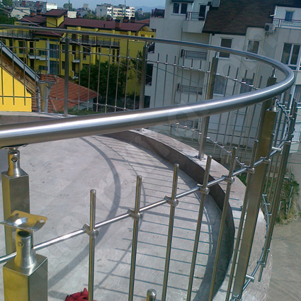 Парапети с вертикален пълнеж